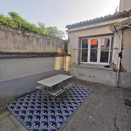Appartement Avec Terrasse Vichy Eksteriør bilde