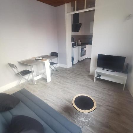 Appartement Avec Terrasse Vichy Eksteriør bilde